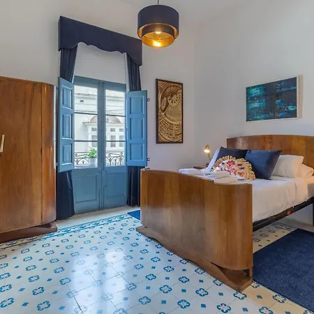 Dome Bed & Breakfast 4*