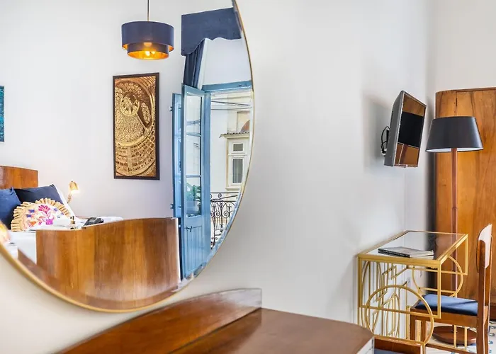 Dome Bed & Breakfast