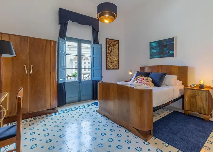 Dome Bed & Breakfast 4*