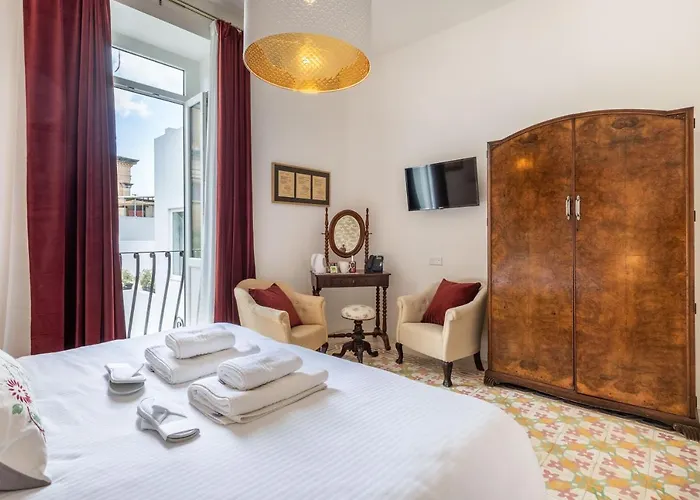 Dome Bed & Breakfast