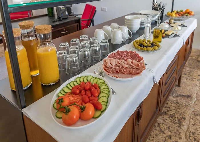 לינה וארוחת בוקר Dome