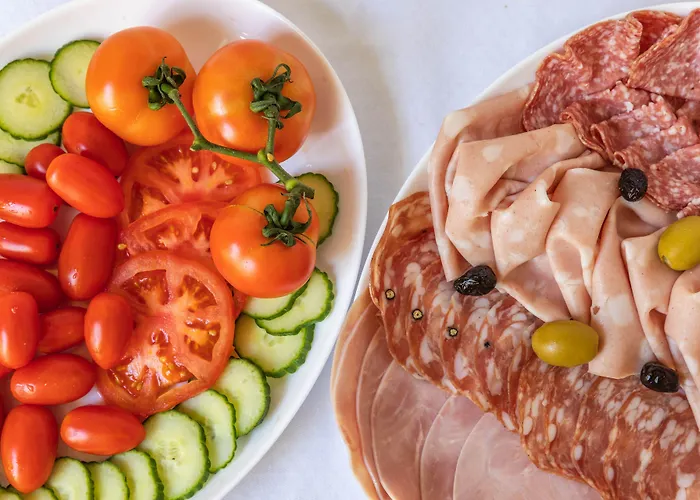 לינה וארוחת בוקר Dome מוסטה